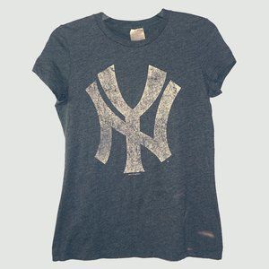 Genuine Merchandise vintage Yankees tee shirt SW